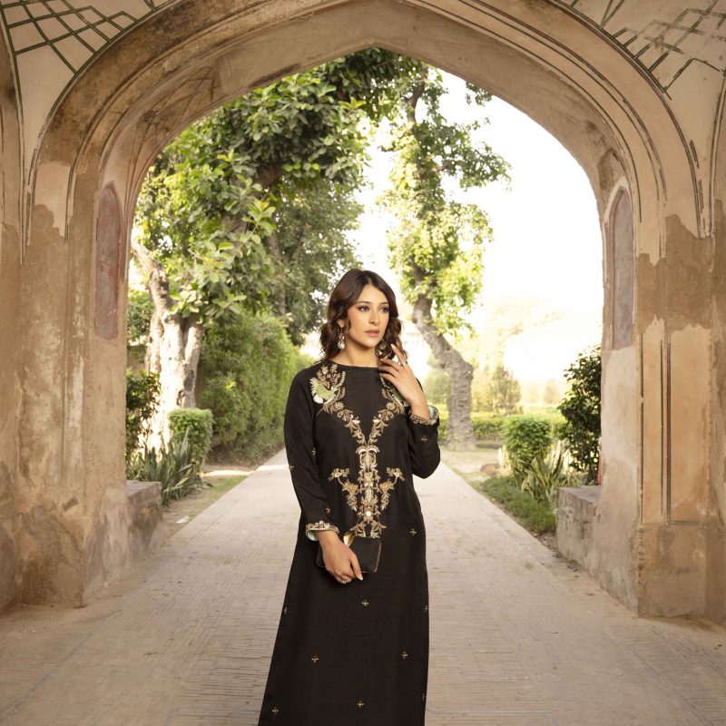 Black Orchid – The Essence of Elegance